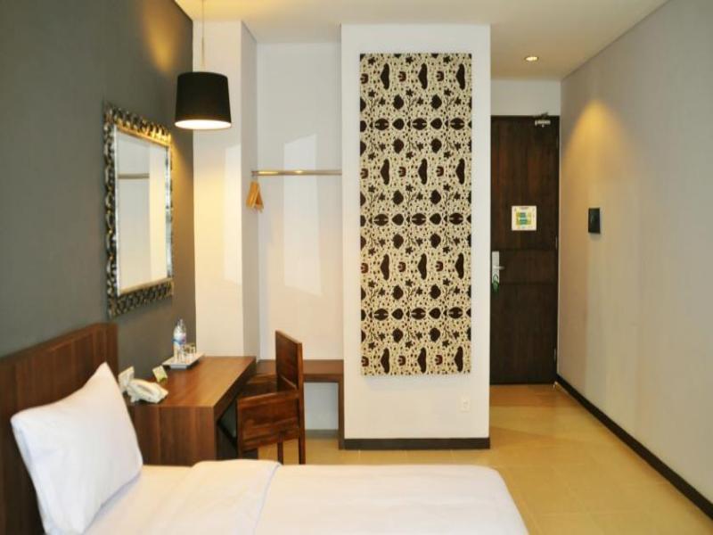 Praja Hotel Denpasa Buitenkant foto