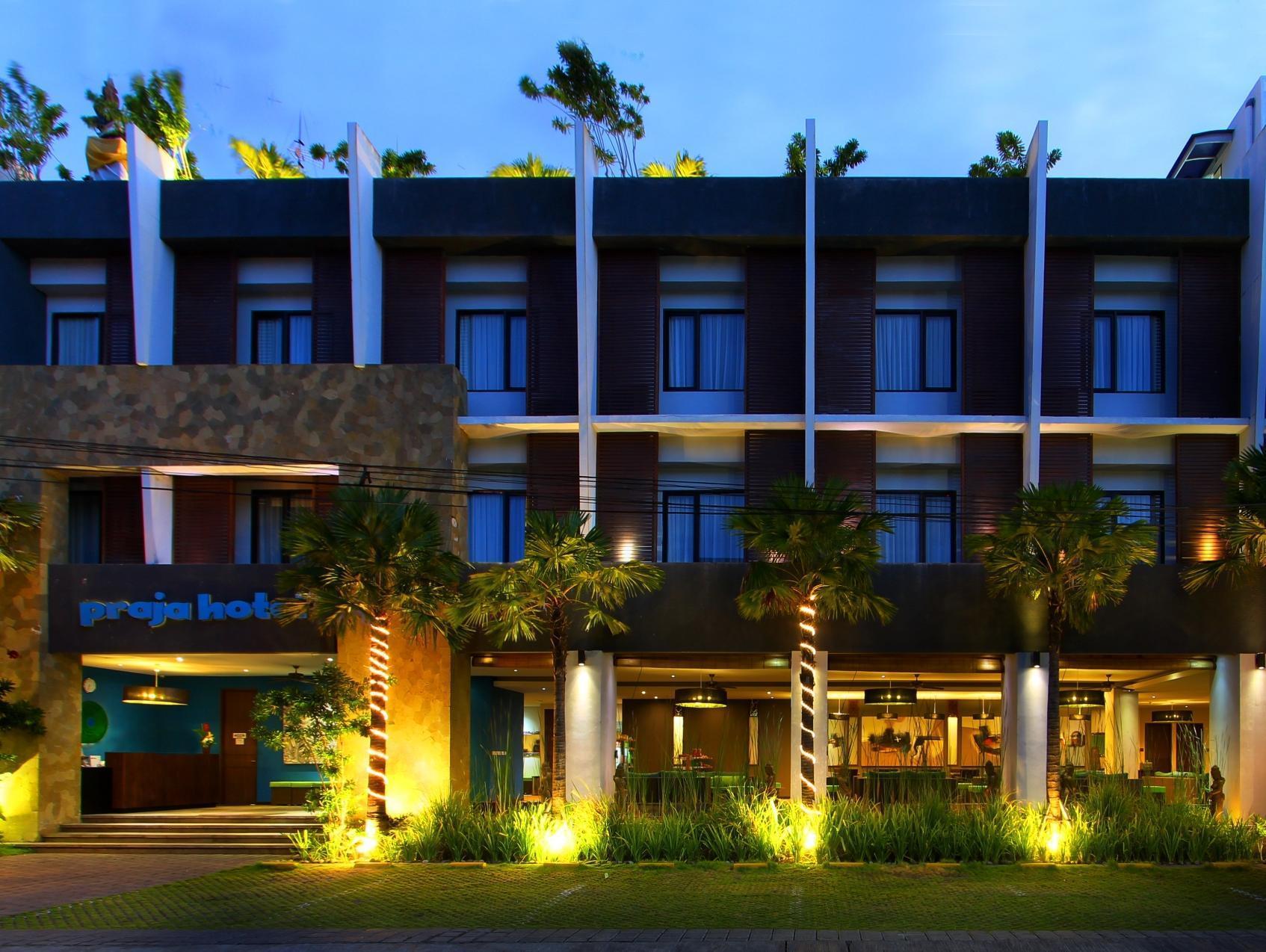 Praja Hotel Denpasa Buitenkant foto